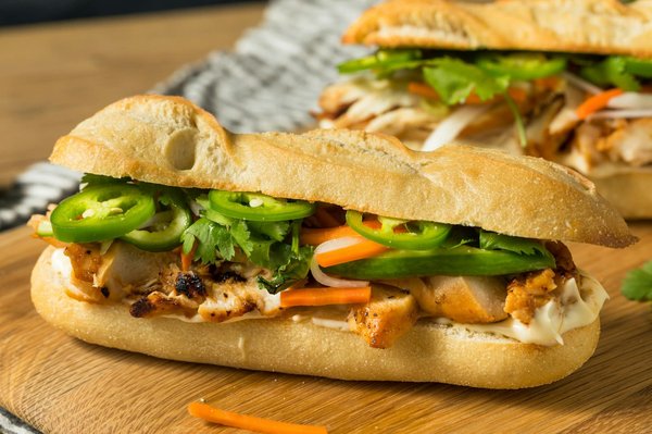 How to Make a Flavor-Packed Vietnamese Lemongrass Beef Banh Mi?